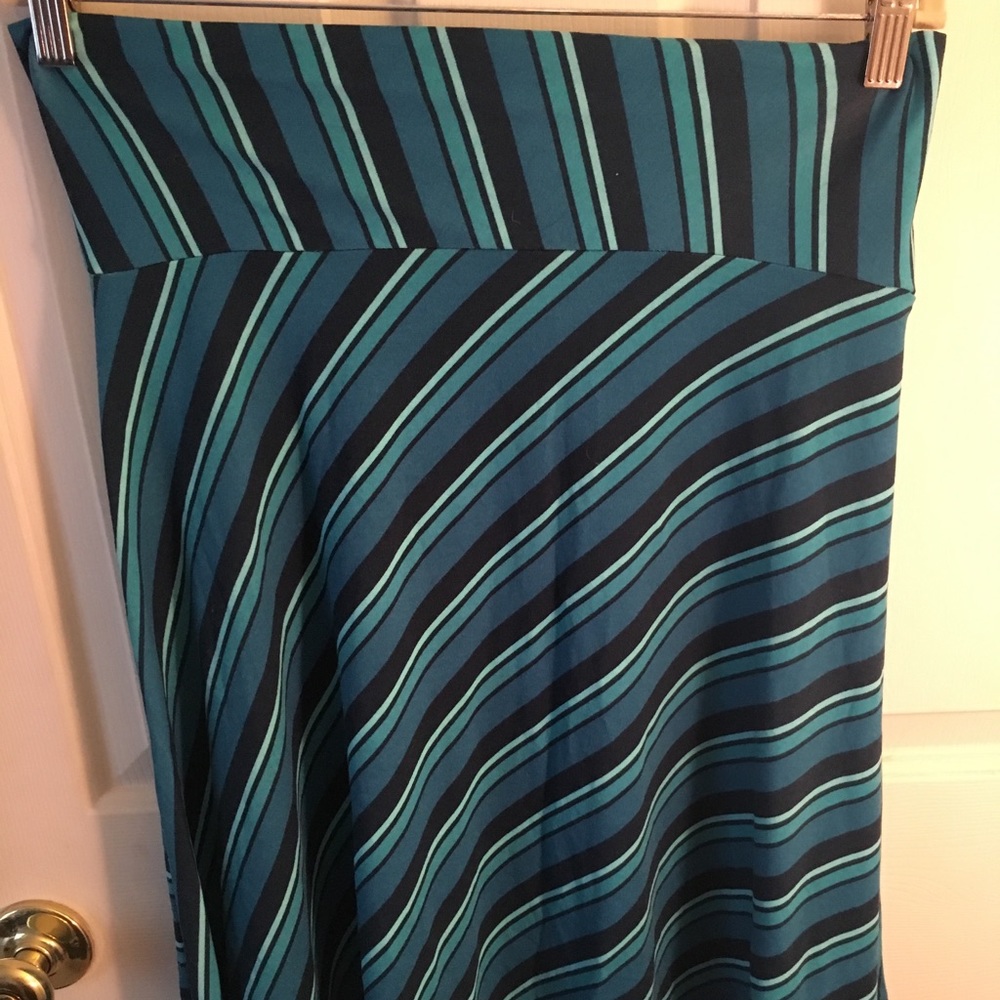 Lula roe azure skirt
